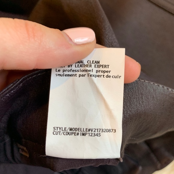 ❌SOLD❌Vince Lambskin Leather Zip Detail Leggings - Picture 4 of 8